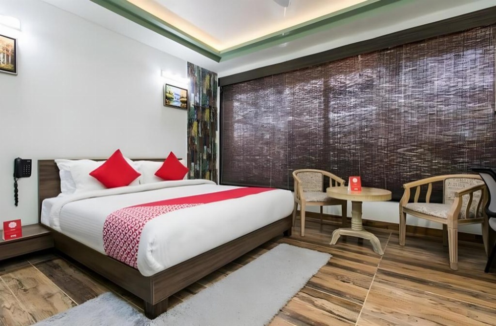Hotel Raj Shikhar